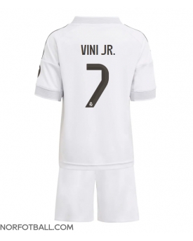 Billige Fotballdrakt Real Madrid Vinicius Junior #7 Replika Hjemmedraktsett Barn 2025-26 Kortermet (med bukser)